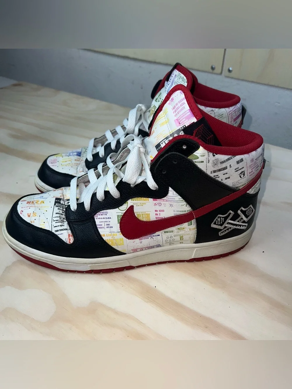 Nike Dunk High Premium Lucha Libre Shoes Mens Size US 10 Black Red